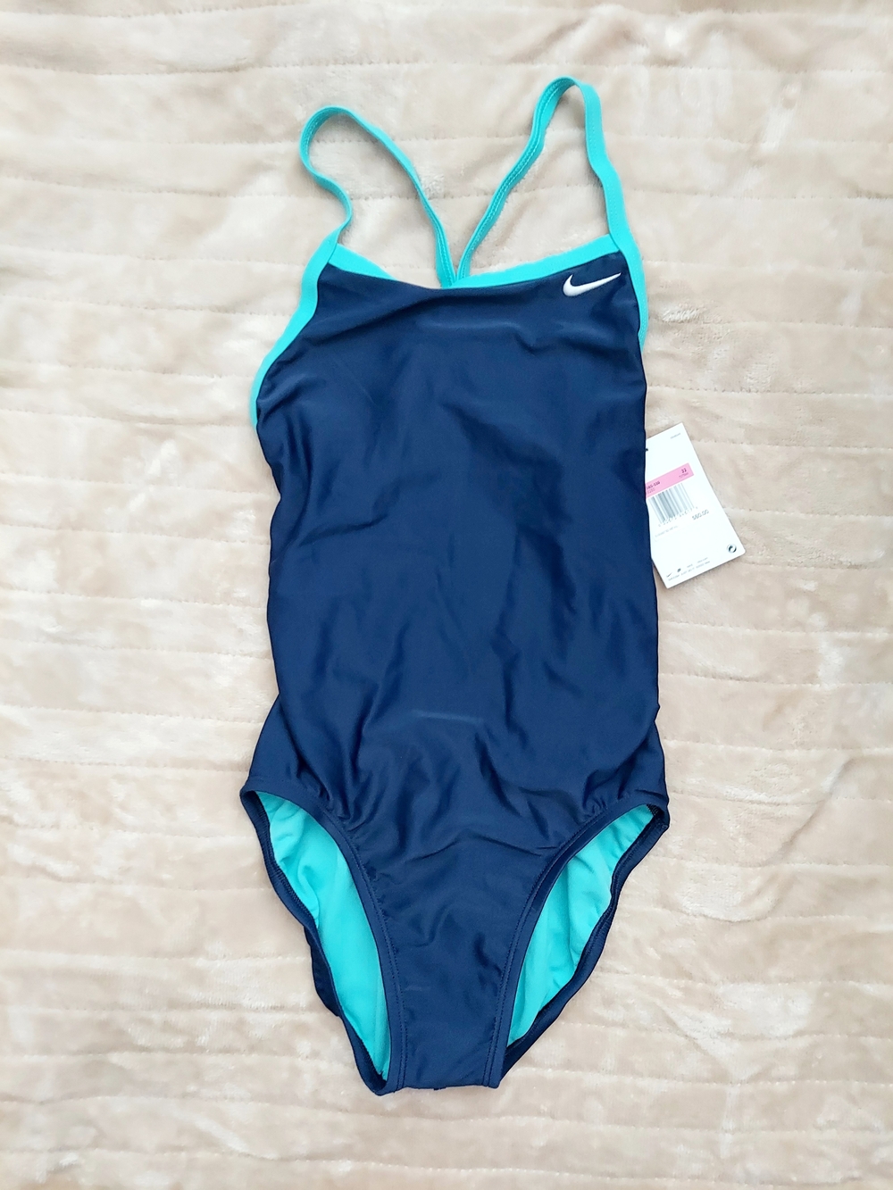 Nike Navy & Teal Sporty One-Piece Swimsuit Womens Sizes 6 NWT Resortwear